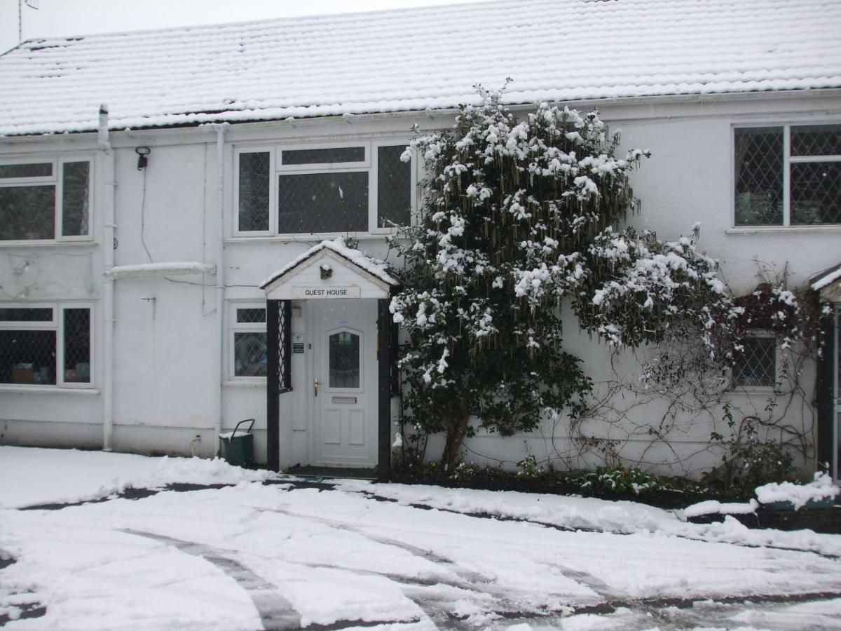 Cwmbach Guest House Neath Extérieur photo