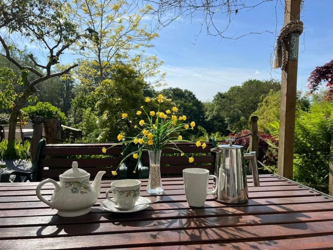 Cwmbach Guest House Neath Extérieur photo
