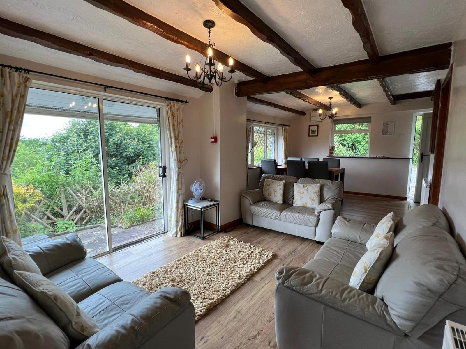 Cwmbach Guest House Neath Extérieur photo