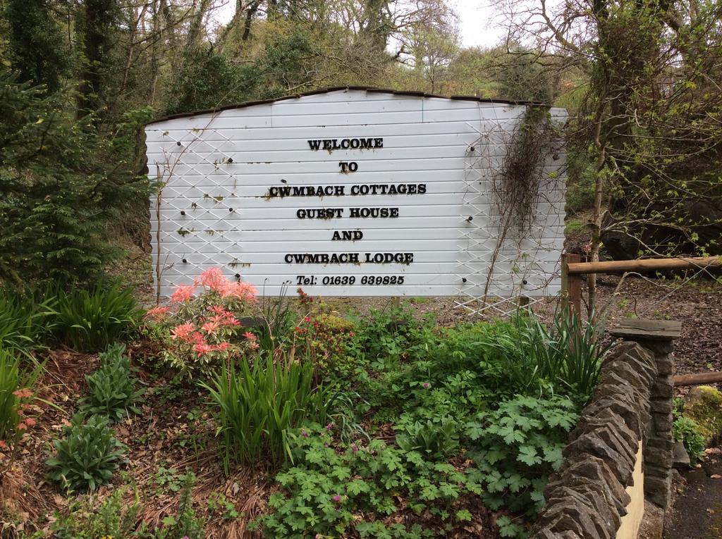 Cwmbach Guest House Neath Extérieur photo