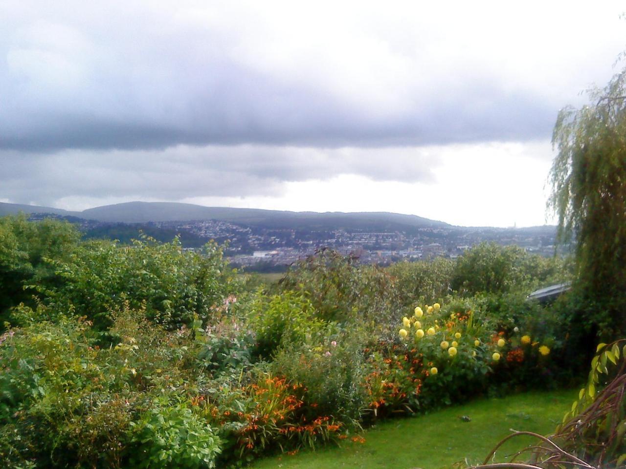 Cwmbach Guest House Neath Extérieur photo